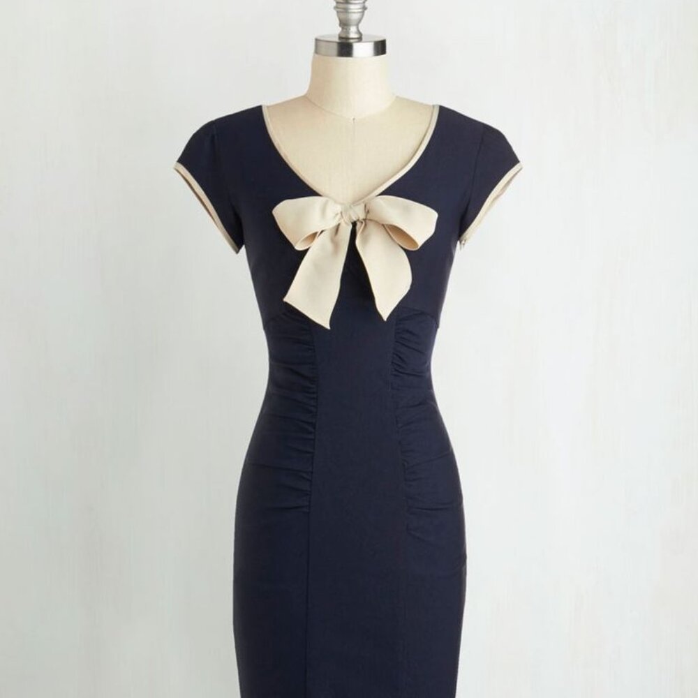 Rare Stop Staring! 1950s Style Navy Blue Pinup Dress with Bow - Small